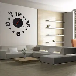 Часы в гостиной фото