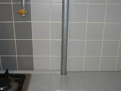 Can you close the gas pipe in the kitchen photo