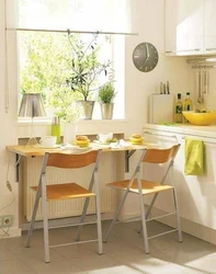 Фото кухонных столов для маленькой кухни