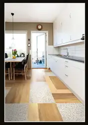 Laminate and tiles in the kitchen photo combined flooring