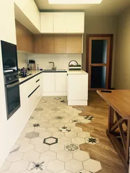 Laminate and tiles in the kitchen photo combined flooring