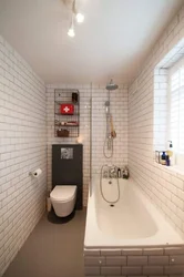 Design Of A Narrow Bathtub Combined With A Toilet