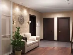 Гостиная дизайн фото с темными дверями