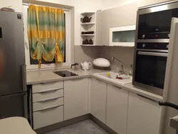Kitchen design 5 meters in Khrushchev with a refrigerator photo