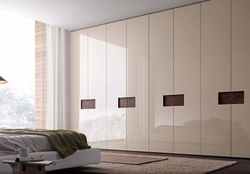 Modern built-in wardrobes in the bedroom photo