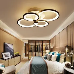 Дизайн спальни люстра с натяжным потолком современный фото