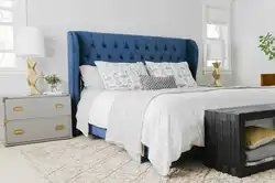 Интерьер с синей кроватью фото спальни