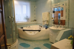 Photo Of A Jacuzzi Bathroom In An Apartment