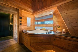 Ванная комната из пластиковых панелей дизайн в деревянном доме