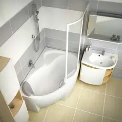 Угловая ванна с душем в интерьере