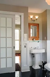 Interior doors to the bathroom and toilet photo