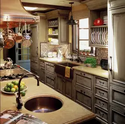 Colonial kitchen photo