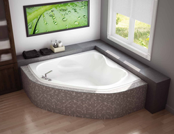 Built-in bathtub in the interior photo