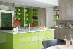 Кухня в зеленом цвете дизайн фото с обоями