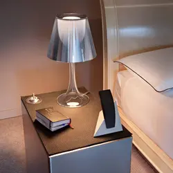 Yataq otağında yataq lampalarının dizaynı