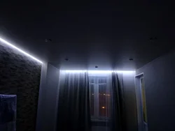 Виды натяжных потолков фото для спальни со светодиодной подсветкой