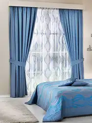 Curtains for blue wallpaper in the living room photo