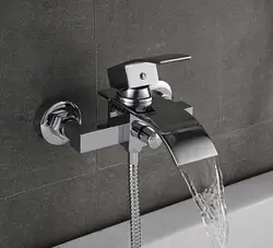 Design Of Bathtub Faucets In The Interior
