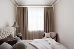 Інтэр'ер спальні з двума вокнамі хрушчоўка фота