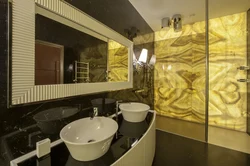 Bath design onyx tiles