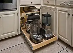 How to place all the equipment in a small kitchen photo