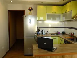 Маленькая Кухня Куда Поставить Холодильник Фото