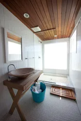 Ванна деревянный потолок фото
