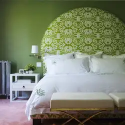 Green wallpaper for bedroom walls in the interior