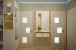 White bath doors photo