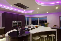 Нацяжныя столі для кухні дызайн з падсветкай фота ў інтэр'еры