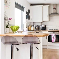 Photo how to put a table in a small kitchen photo