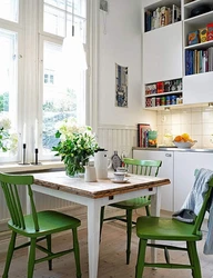 Photo how to put a table in a small kitchen photo
