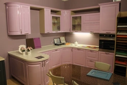 Kitchen in dusty rose color in the interior photo