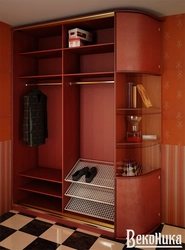 Interior hallway closet design