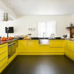 Дизайн кухни горчичного цвета