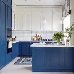 Kitchen design in blue and white