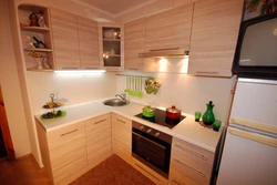 Kitchen design 7kv with refrigerator