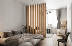 Рейки деревянные в спальне фото