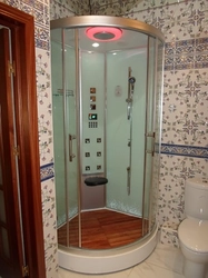 Ас үйдегі душ кабинасының фотосы