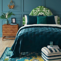 Bedrooms in emerald tones design