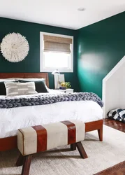 Bedrooms in emerald tones design