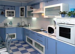 Kitchen design in white and blue tones