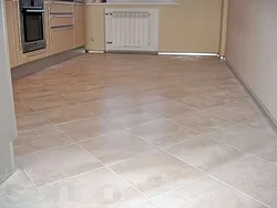 Как выложить пол на кухне плиткой фото