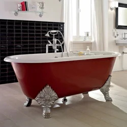 Clawfoot bathtub in the interior