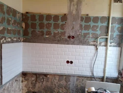 Bathroom Apron Made Of Tiles Design Photo