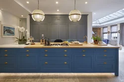 Синяя Кухня С Деревянной Столешницей В Интерьере Фото