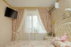How to decorate a bedroom window with curtains photo