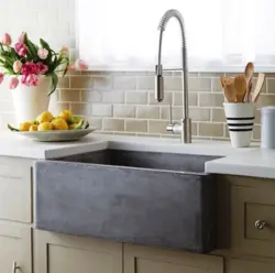 Sinks in the kitchen photo design