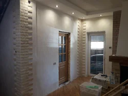 Gypsum brick hallway design