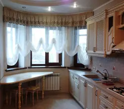Design of curtains with lambrequin for the kitchen